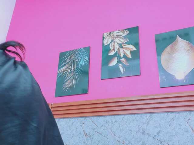 littleeemiily's BongaCams show and profile