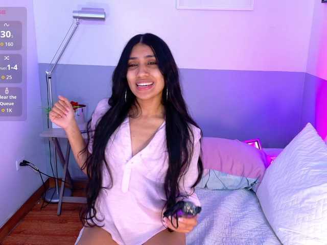 littleeemiily's BongaCams show and profile