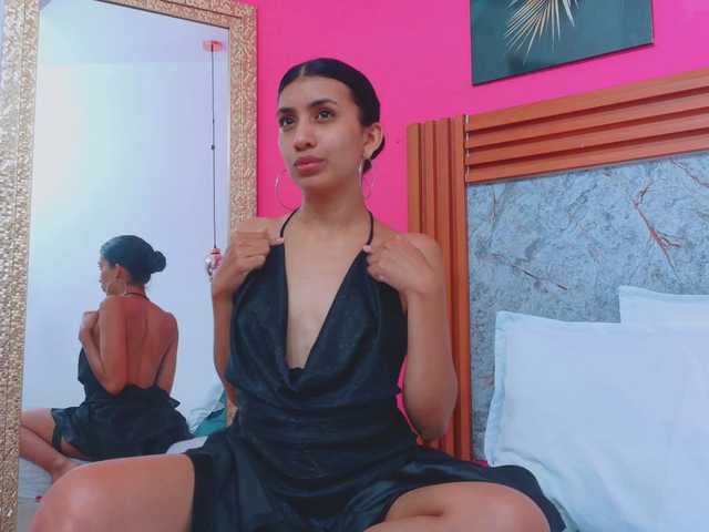 littleeemiily's BongaCams show and profile