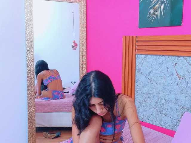 littleeemiily's BongaCams show and profile