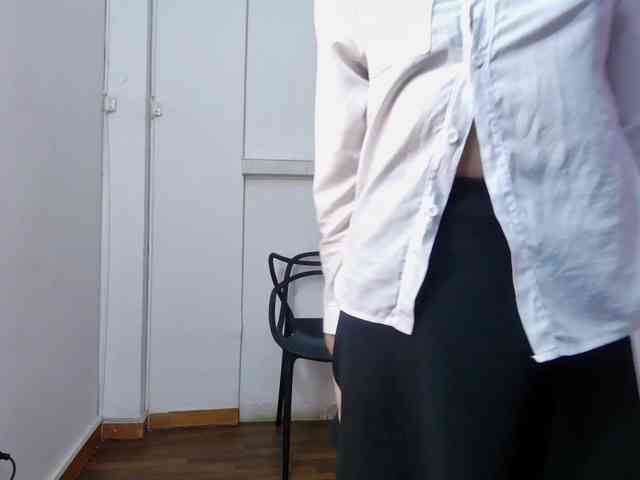 littleeemiily webcam