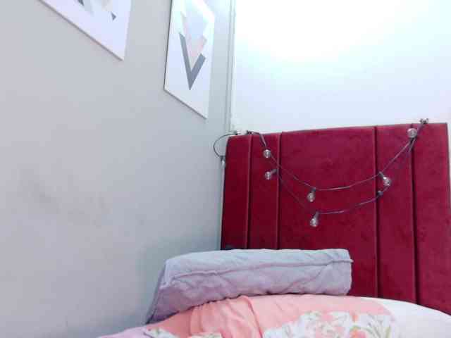 littleeemiily webcam