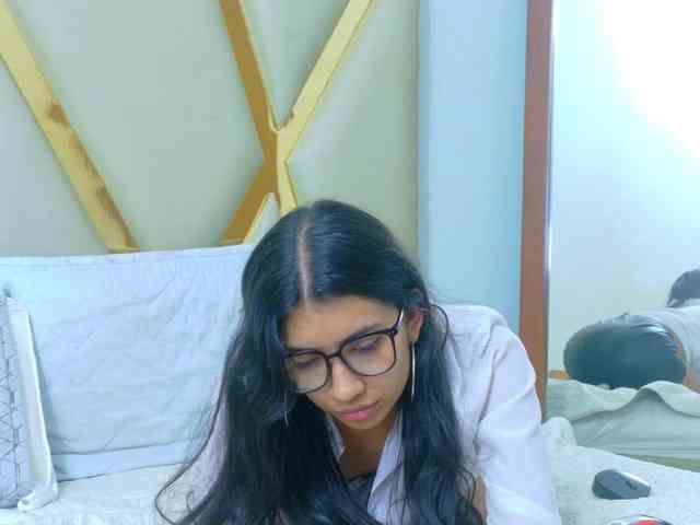 littleeemiily webcam