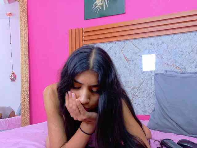 littleeemiily webcam