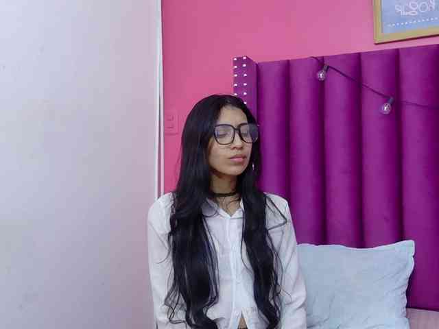 littleeemiily webcam