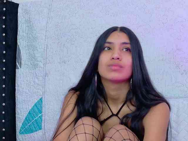 littleeemiily webcam