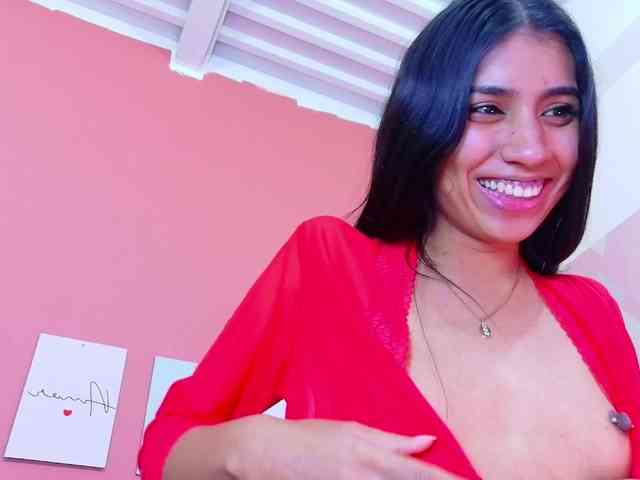 littleeemiily webcam