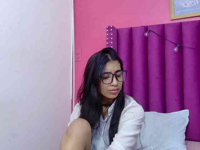 littleeemiily webcam