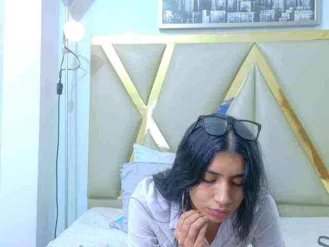 littleeemiily webcam