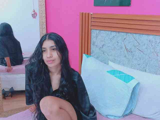 littleeemiily webcam