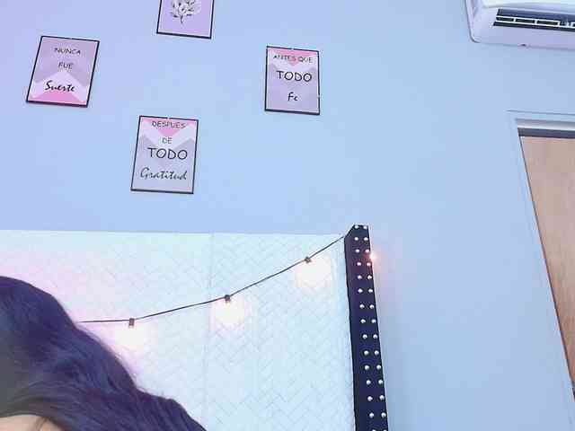 live sex cam chat Littleeemiily