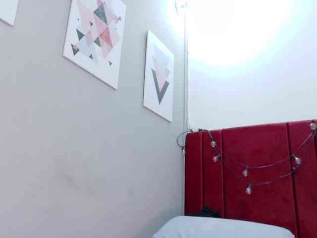 littleeemiily webcam