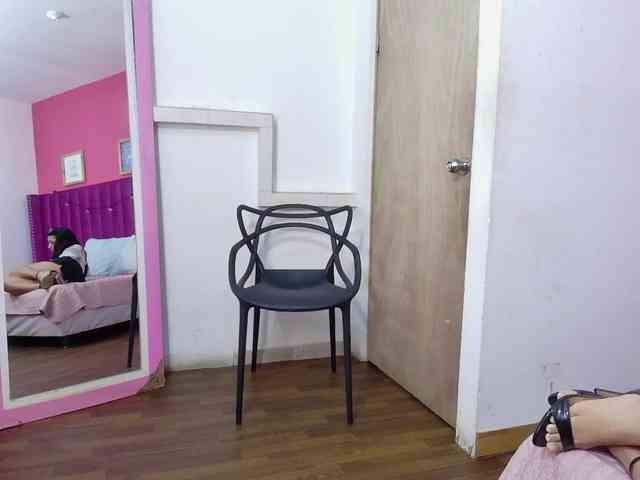 littleeemiily webcam