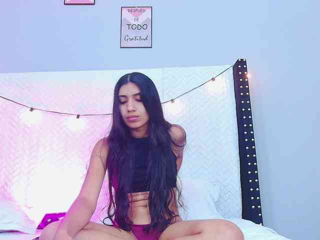 littleeemiily webcam