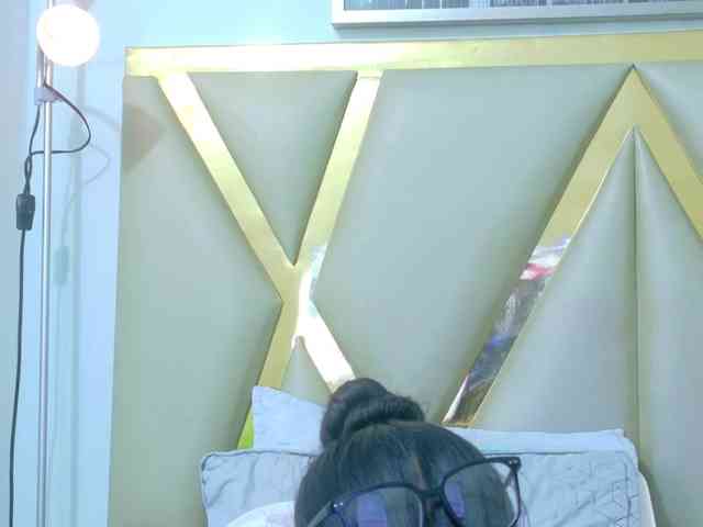 littleeemiily webcam