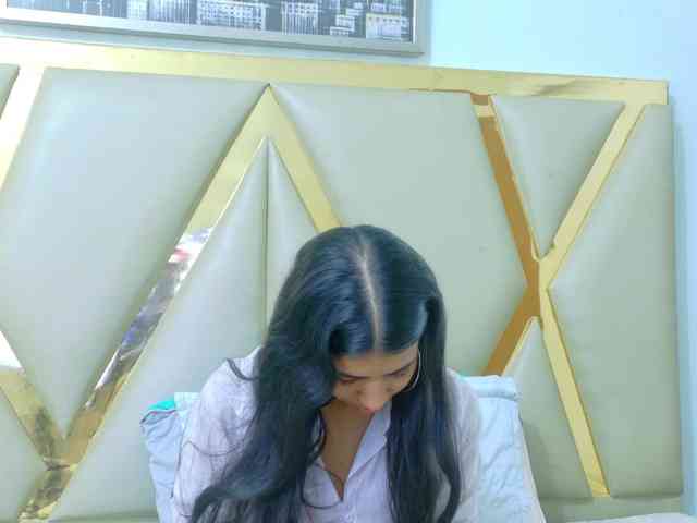 littleeemiily webcam