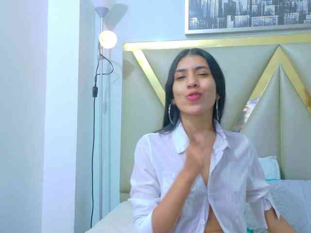 littleeemiily webcam