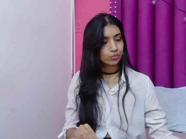 littleeemiily webcam