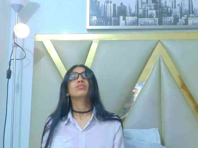 littleeemiily webcam