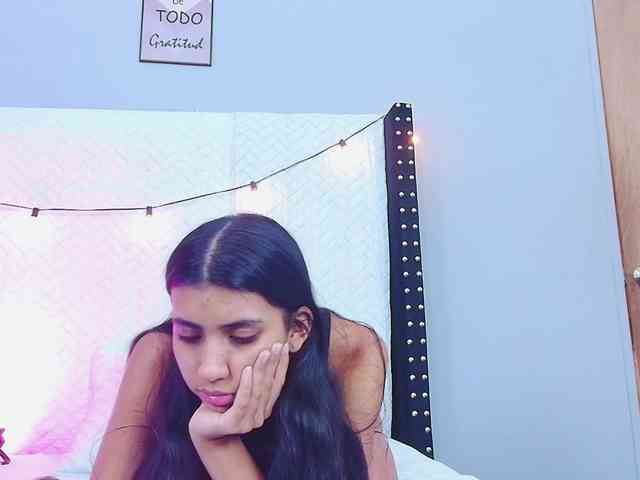 littleeemiily webcam