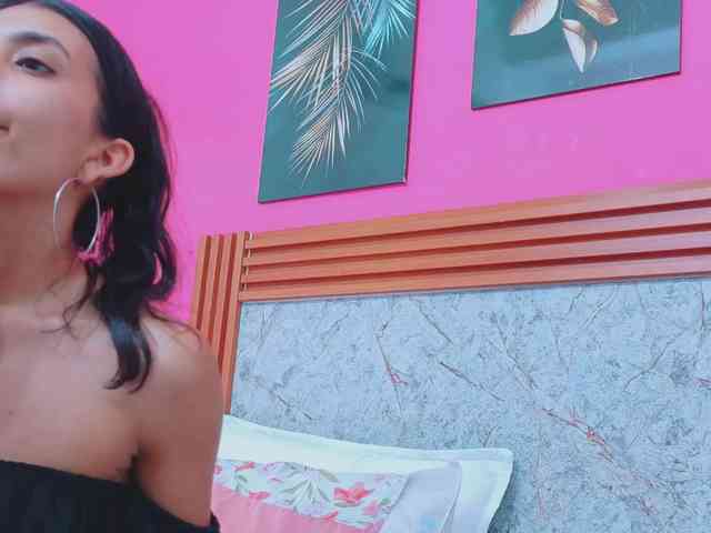 littleeemiily webcam