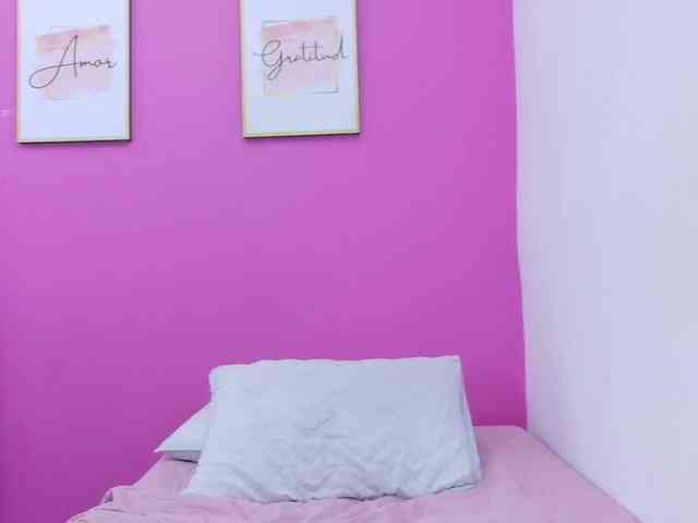 littleeemiily webcam