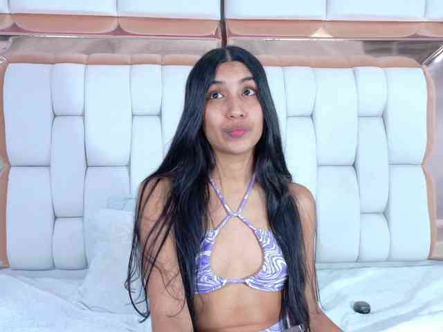 littleeemiily webcam