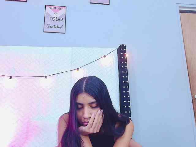 littleeemiily webcam