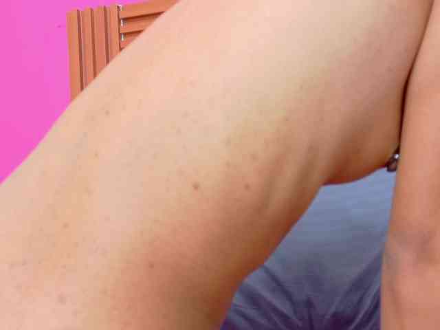 littleeemiily webcam