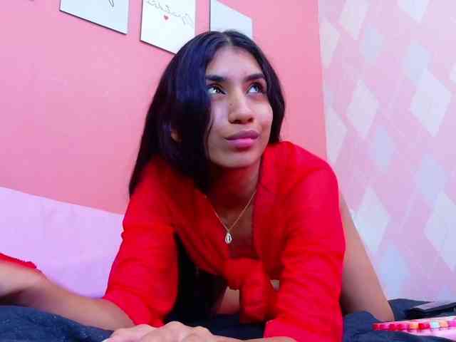 littleeemiily webcam