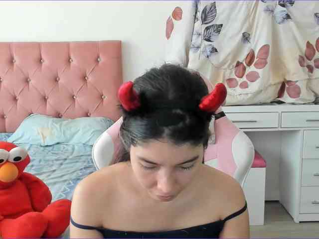 Miley777 webcam