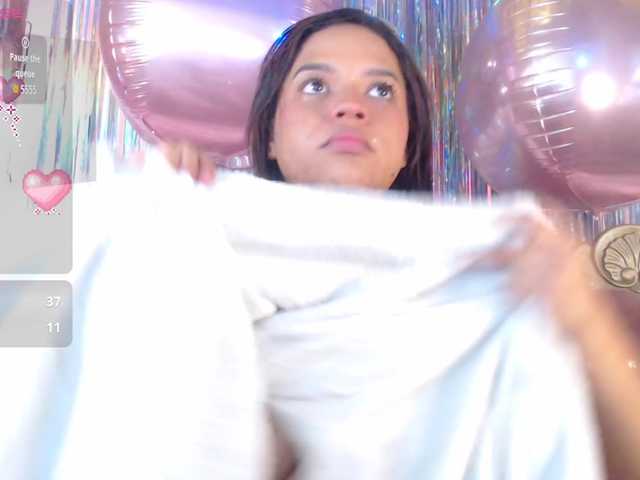 Badmommmy's BongaCams show and profile