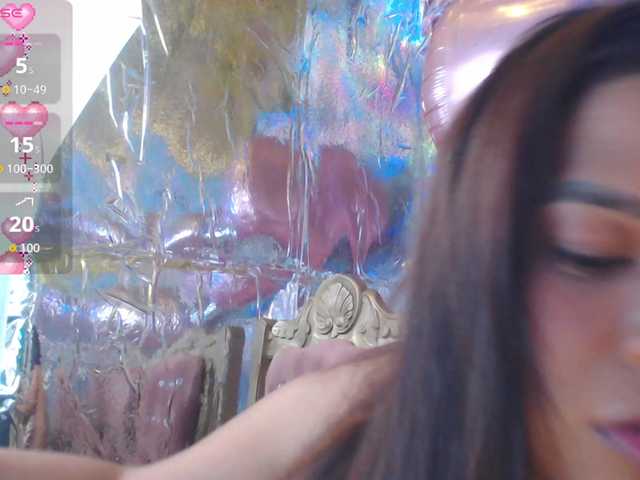 Badmommmy's BongaCams show and profile