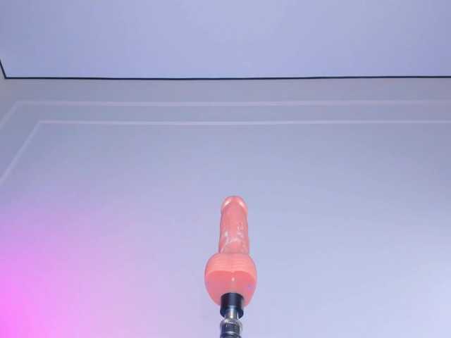 maakimo's BongaCams show and profile