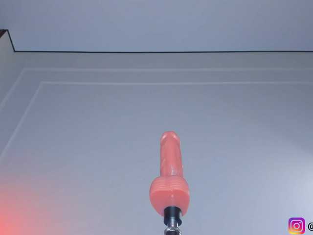 maakimo's BongaCams show and profile