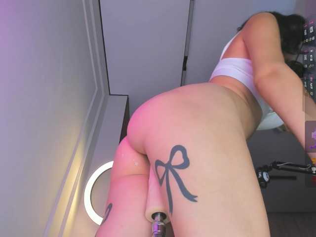 maakimo from BongaCams