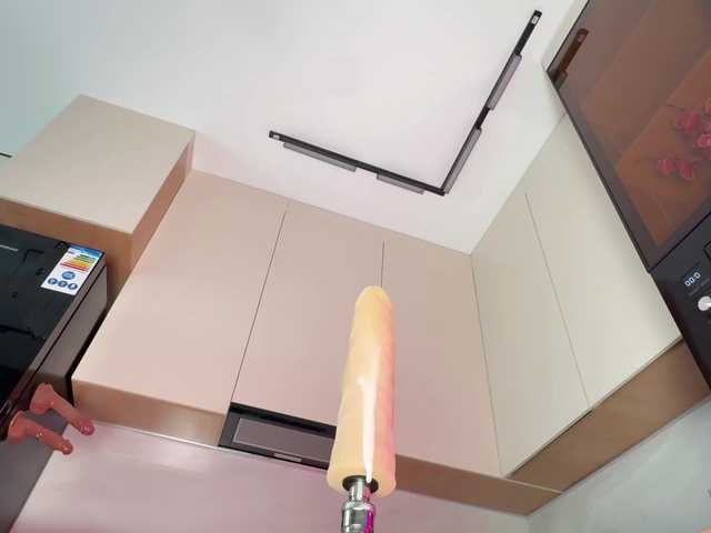 maakimo from BongaCams is Freechat