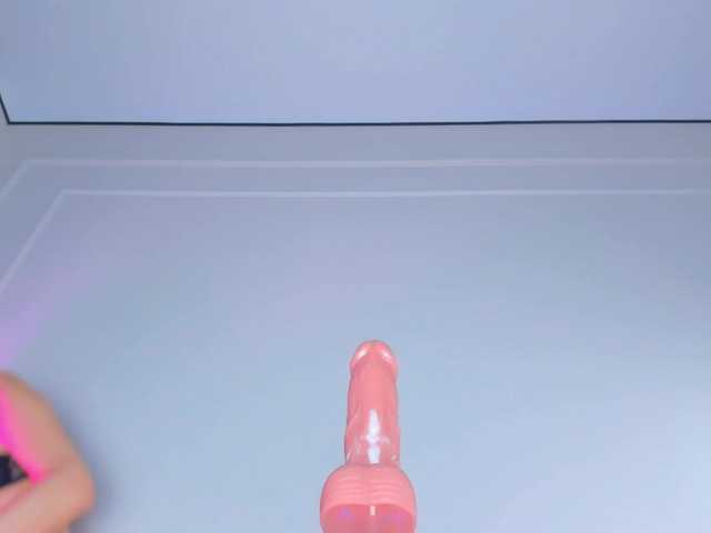 maakimo's BongaCams show and profile