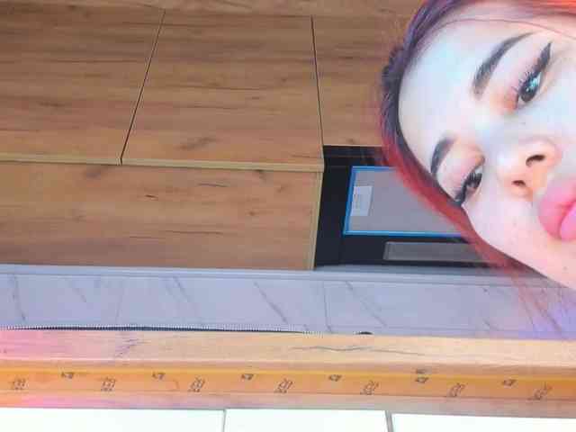 free adult cam Maakimo
