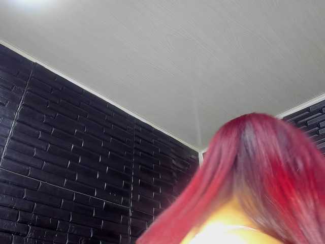 RachelleWoods69's BongaCams show and profile