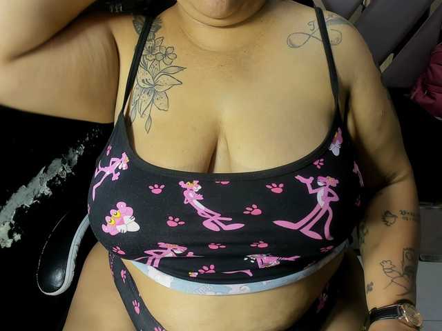 RachelleWoods69 webcam