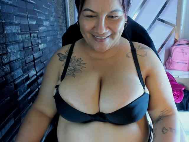 RachelleWoods69 webcam