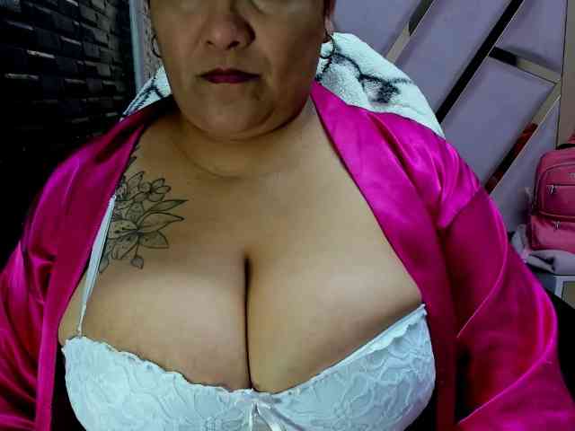 RachelleWoods69 webcam