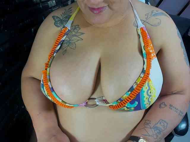 RachelleWoods69 webcam