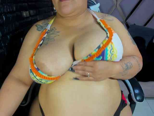 RachelleWoods69 webcam