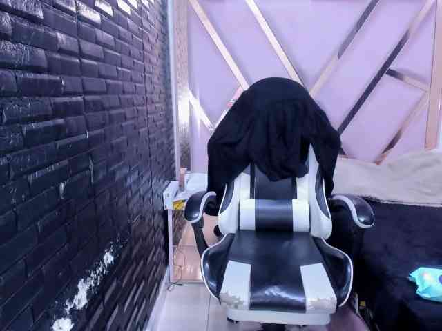 RachelleWoods69 webcam