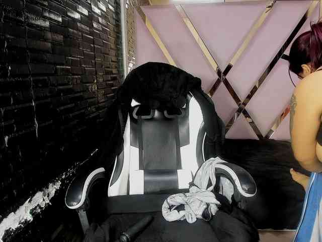 RachelleWoods69 webcam