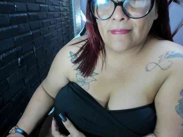 RachelleWoods69 webcam