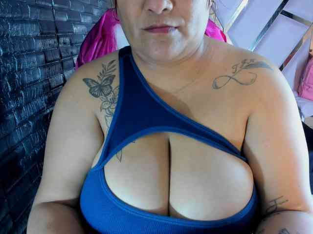 RachelleWoods69 webcam
