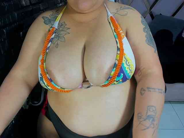 RachelleWoods69 webcam